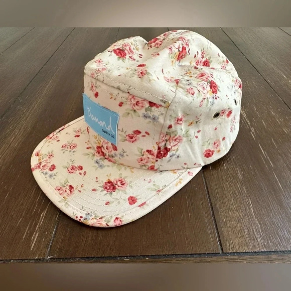 NWOT Diamond Supply & Co floral hat - Picture 6 of 10